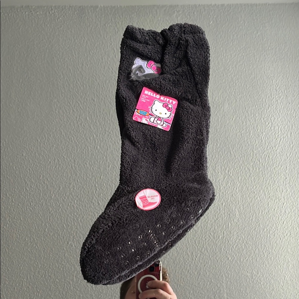 Hello Kitty Black Fuzzy Slipper Socks